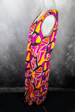 Load image into Gallery viewer, Abstract Print Maxi Dress