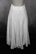 Load image into Gallery viewer, Flamingo Skirt