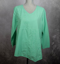 Load image into Gallery viewer, Embroidered Voile Tunic Top