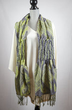 Load image into Gallery viewer, Ruched Pashmina