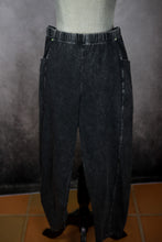 Load image into Gallery viewer, Mineral Washed Pocket Pant