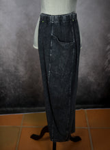 Load image into Gallery viewer, Mineral Washed Pocket Pant