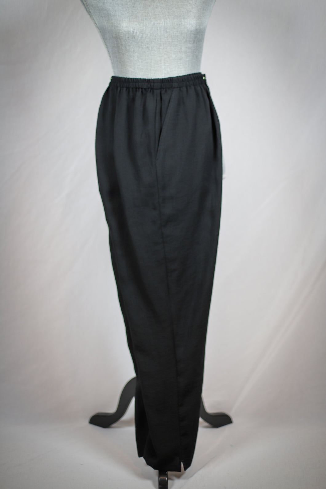 Wrinkle Resistent Linen Tapered Leg Pant