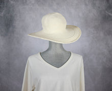 Load image into Gallery viewer, Crochet Cotton Wide Brim Hat